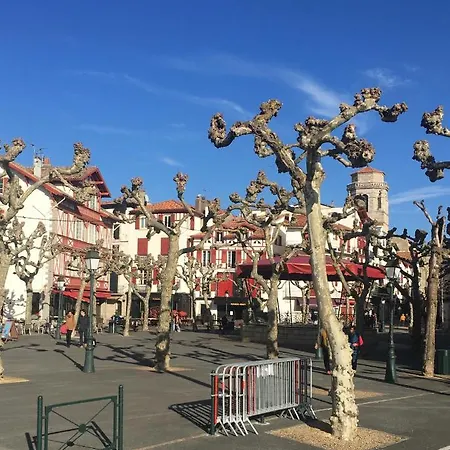 Saint-jean-de-luz-location 2 Minutes A Pieds De La *