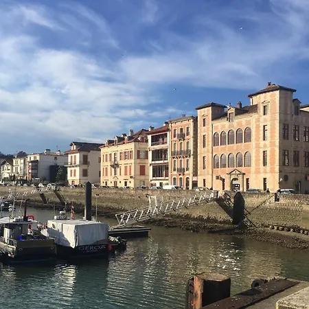 Saint-jean-de-luz-location 2 Minutes A Pieds De La