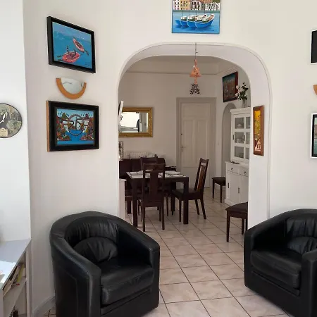 Saint-jean-de-luz-location 2 Minutes A Pieds De La *