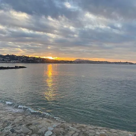 Saint-jean-de-luz-location 2 Minutes A Pieds De La Lejlighed *